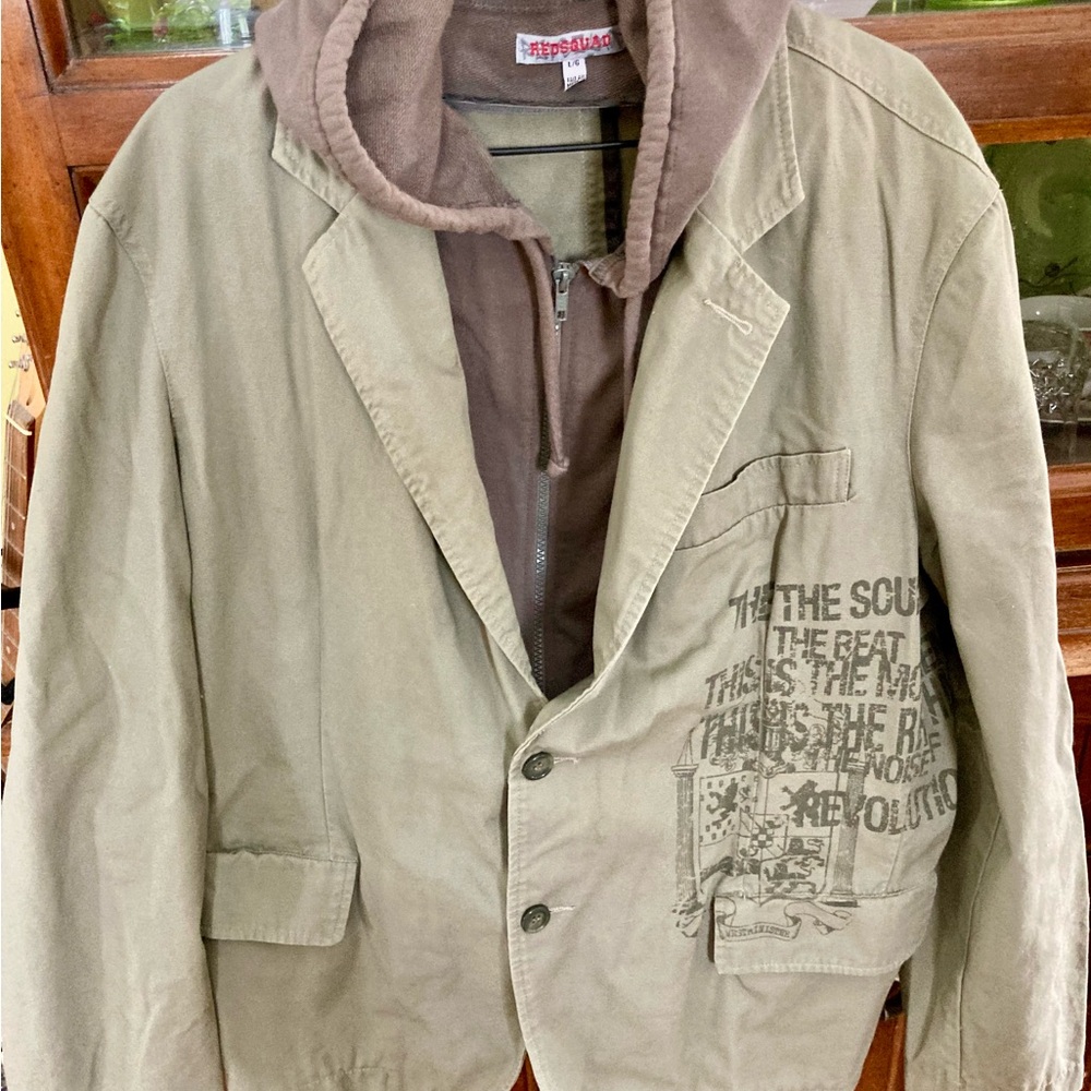 Redsquad Men’s Large hooded jacket